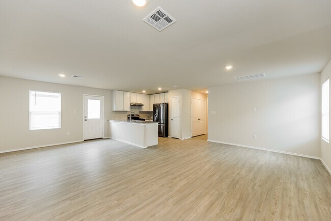 Photo - 7918 Serro Medina