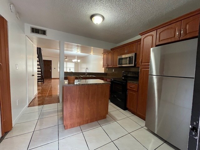 Photo - 5901 W 18th Ct