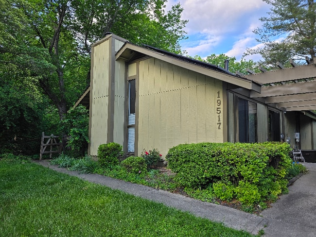 Photo - 19517 Tiber Ct