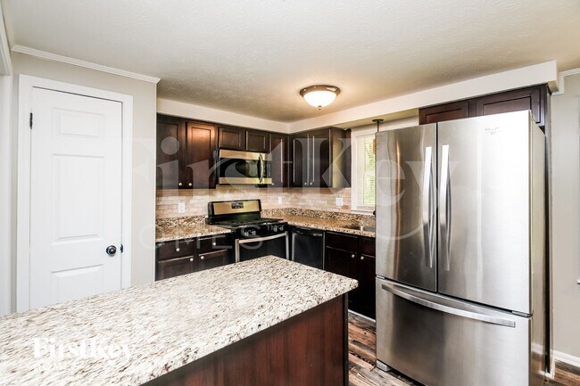 Photo - 3548 Birchwood Dr