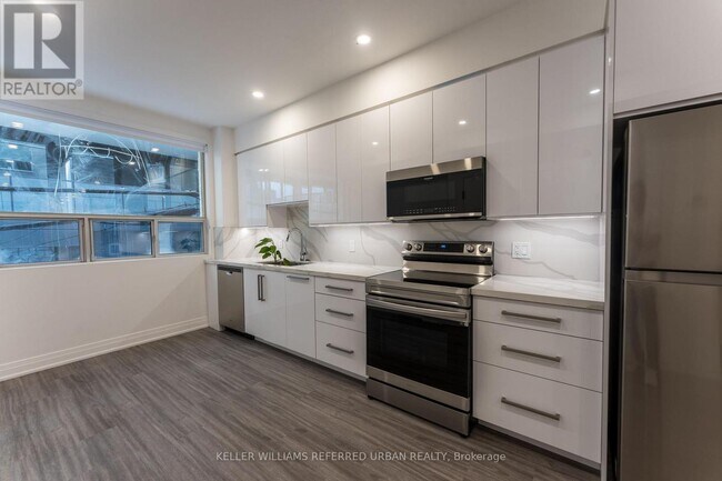 Photo - 475 Queen St W Unit 201