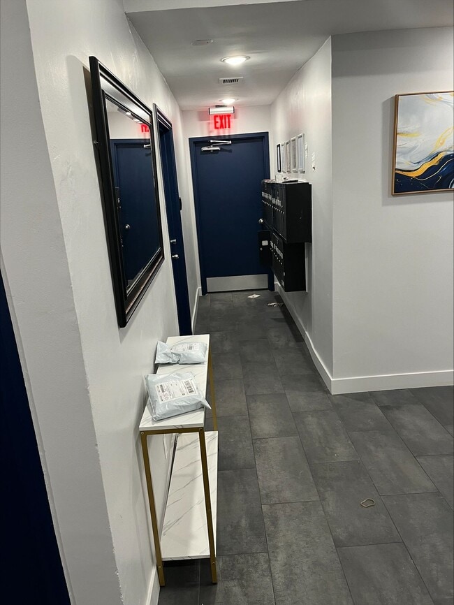 Photo - 312 S. Willaman Drive