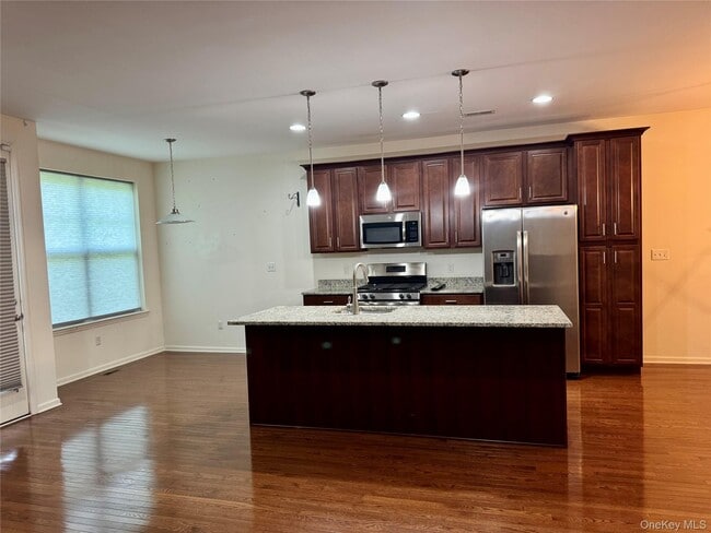 Photo - 127 Meadow View Dr