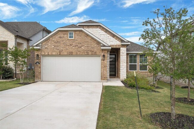 Photo - 912 Leaning Oak Ln Casa