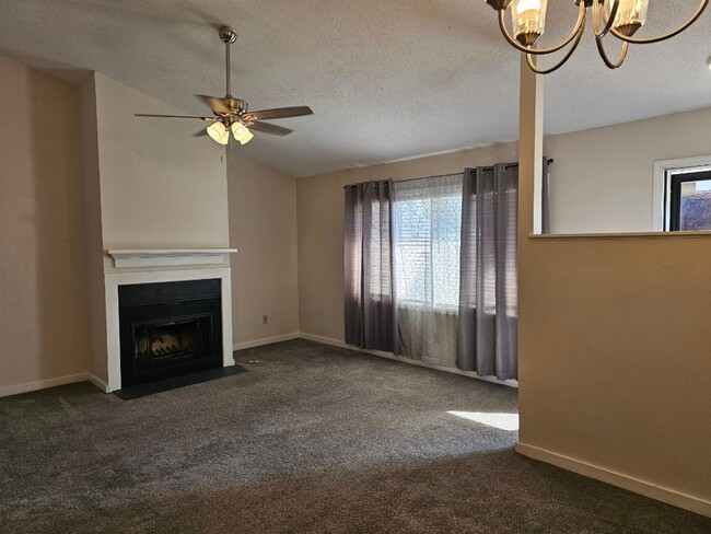 11 Pillory Cir