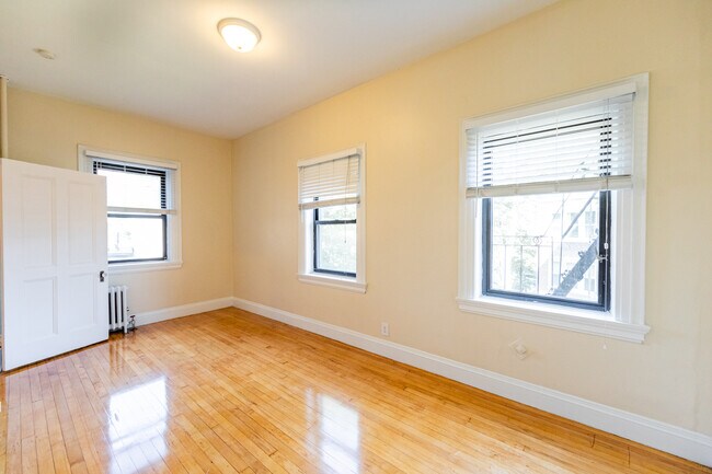 Photo - 1475 Beacon St Unidad 34