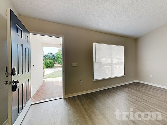 Photo - 6372 Gainsboro Ave