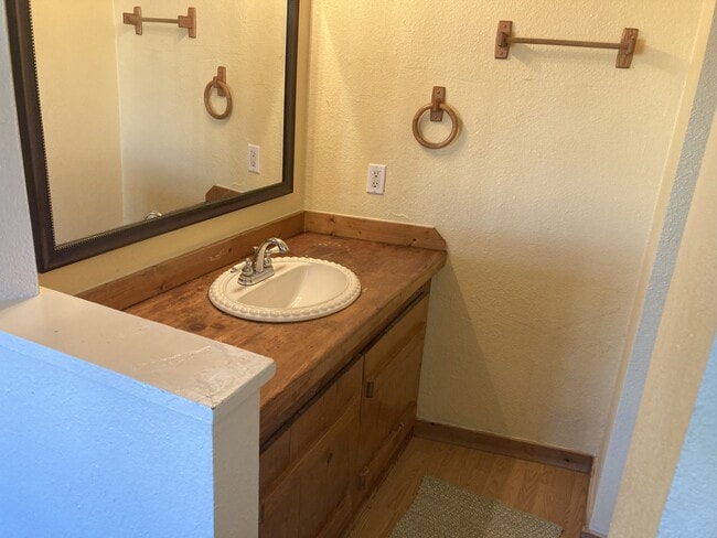 Photo - 902 W Hopi Dr Unit Apartment #1