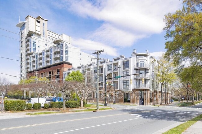 Photo - 525 E 6th St Unit 311