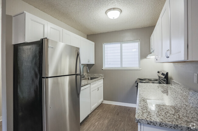 Interior Photo - Alexander Vincent II Rental