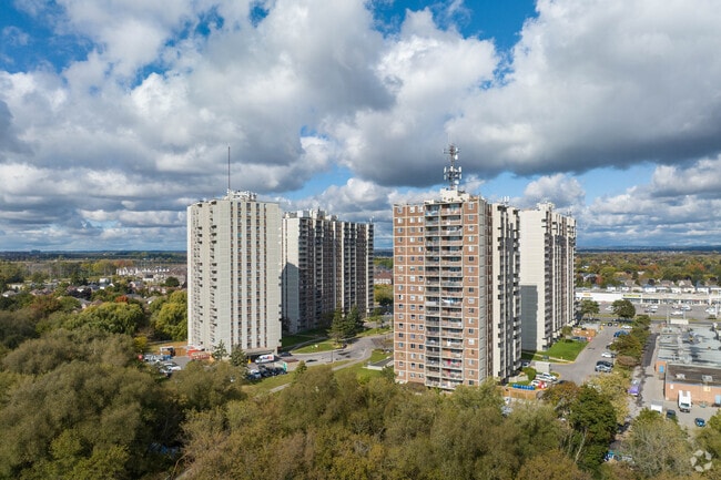 Photo - Highland Towers Apartments