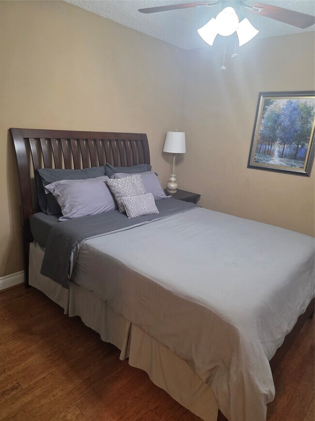 Photo - 1962 Augusta Dr