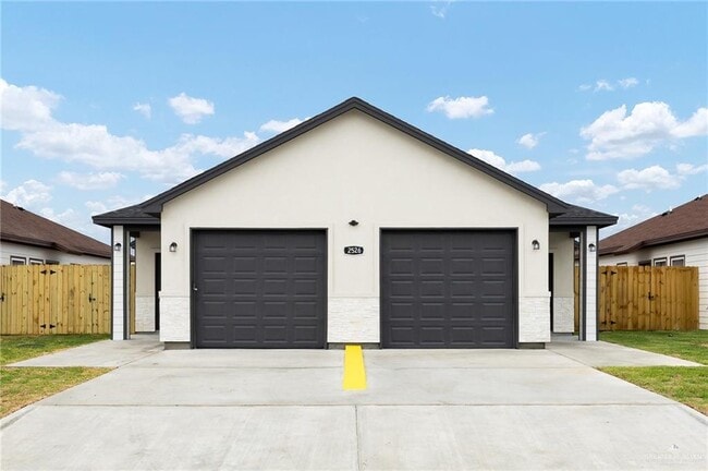 Photo - 2526 N Vly Cir Townhome