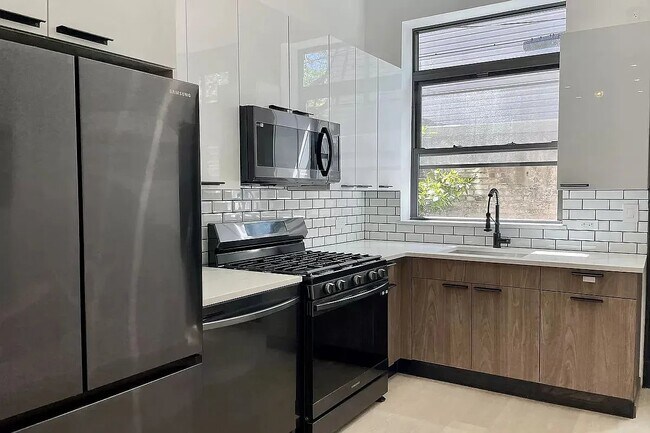 Photo - 202 St Nicholas Ave Unidad 1