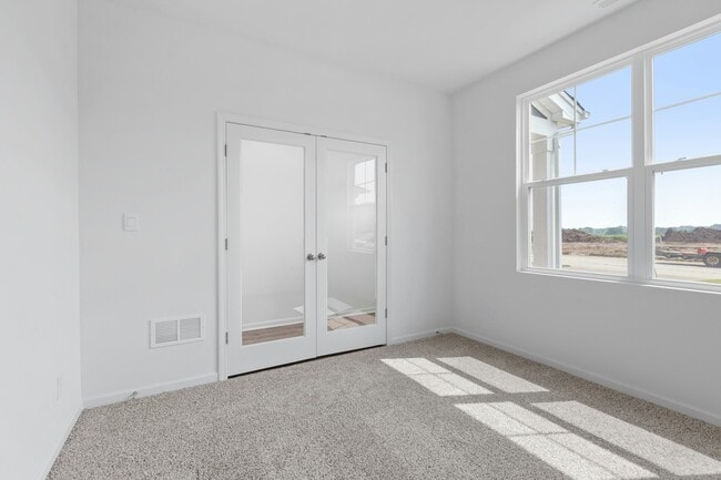 Photo - 10350 Morse Pl