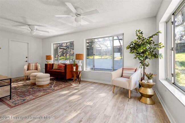 Photo - 7370 Holiday Dr