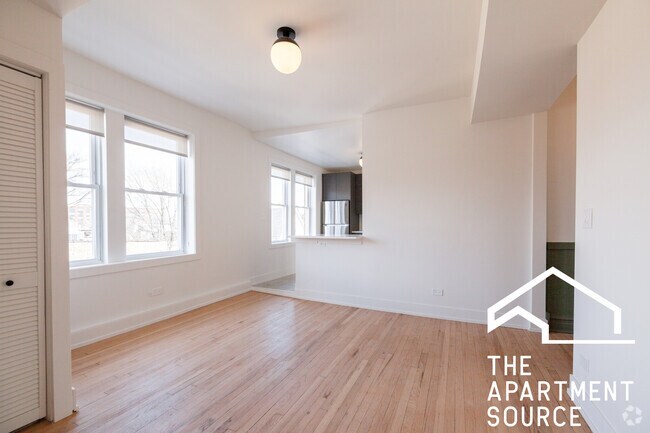 Building Photo - 2309 N Albany Ave Unit 3 Rental