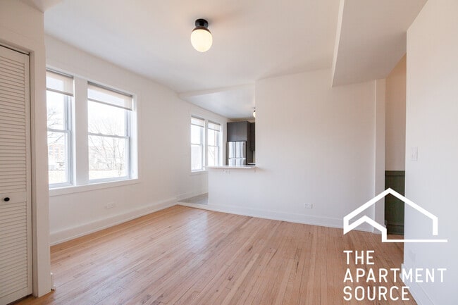 Photo - 2309 N Albany Ave Apartments Unit 3