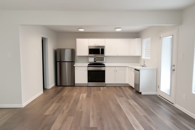 Photo - 5235 Swearngan Rd