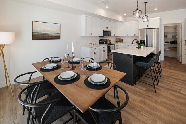 Photo - 508 N 475 W