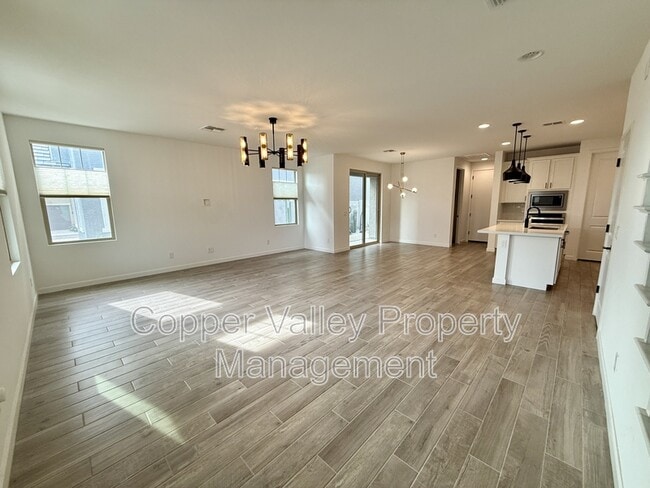 Photo - 2034 W Lariat Ln