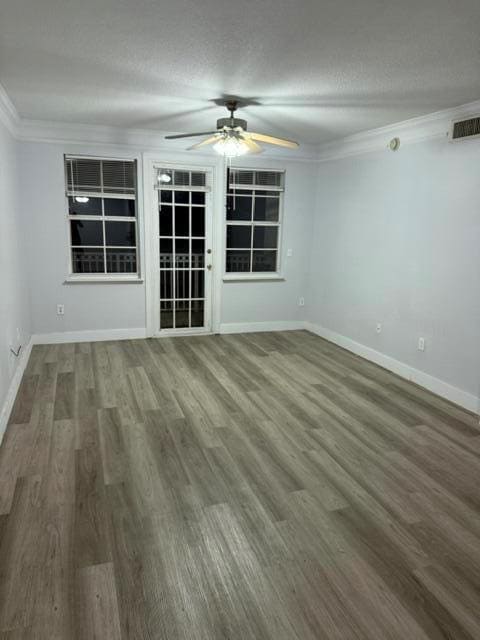 Building Photo - 9905 Baywinds Dr Unit 2204