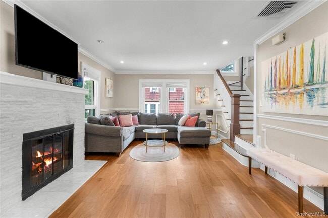 76 Chestnut Ave