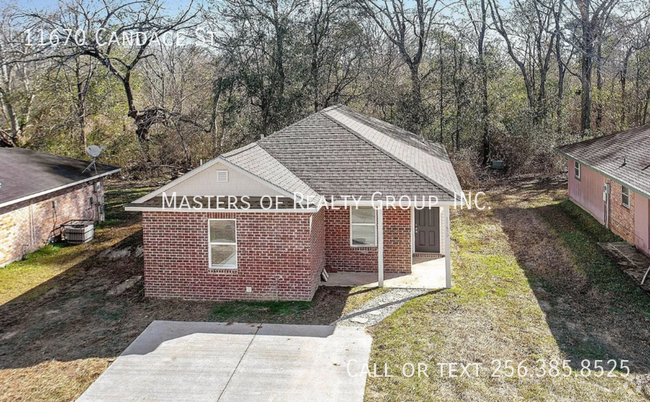 Building Photo - Charming 4 bedroom home in Baton Rouge!