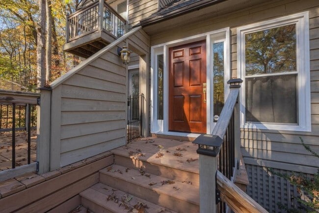 Photo - 800 Fahey Ct