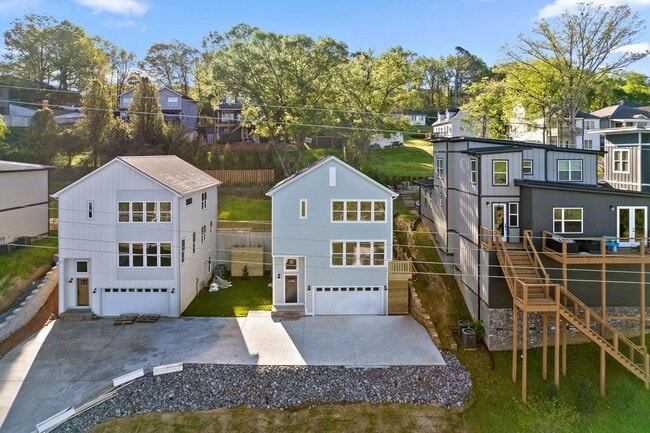 638 Ladd Ave