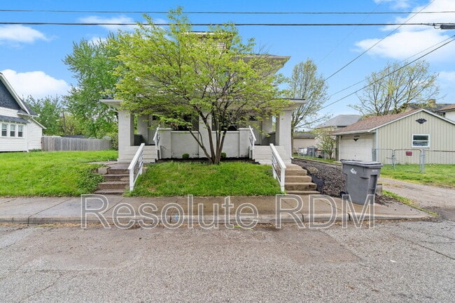 Photo - 819 Parkway Ave