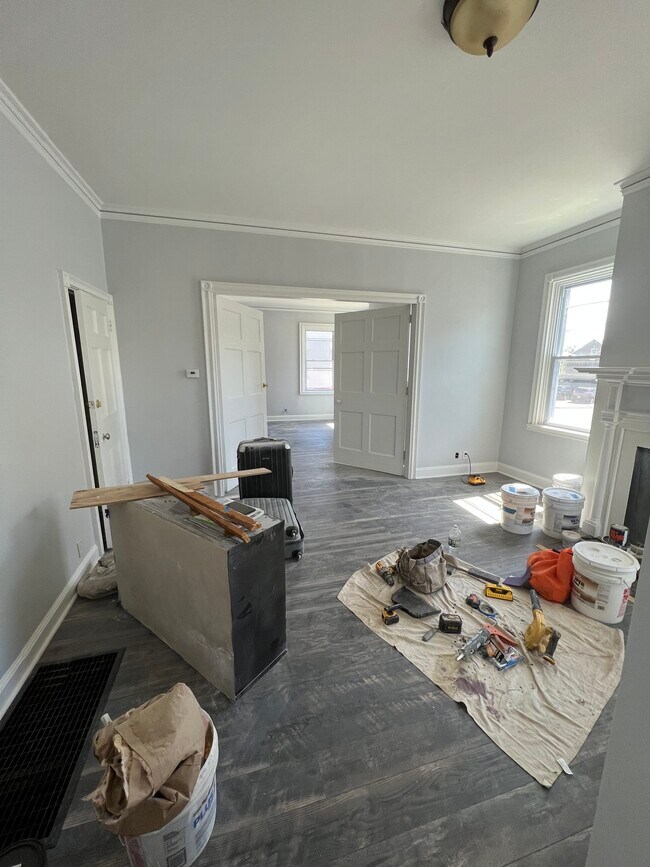 Photo - 180 Williams St Apartments Unit 1