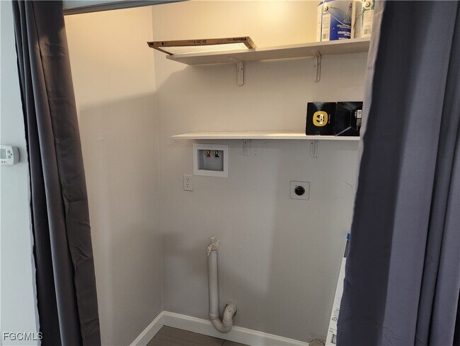 Photo - 925 SE 23rd Pl