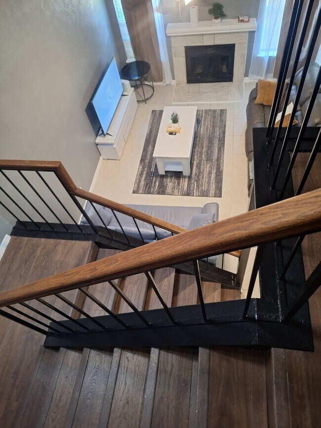Photo - 2123 Chatham Square Ct