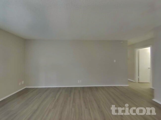 Photo - 6850 Misty Field Dr