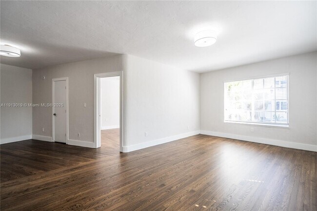 Photo - 2416 Flamingo Dr Unit 1