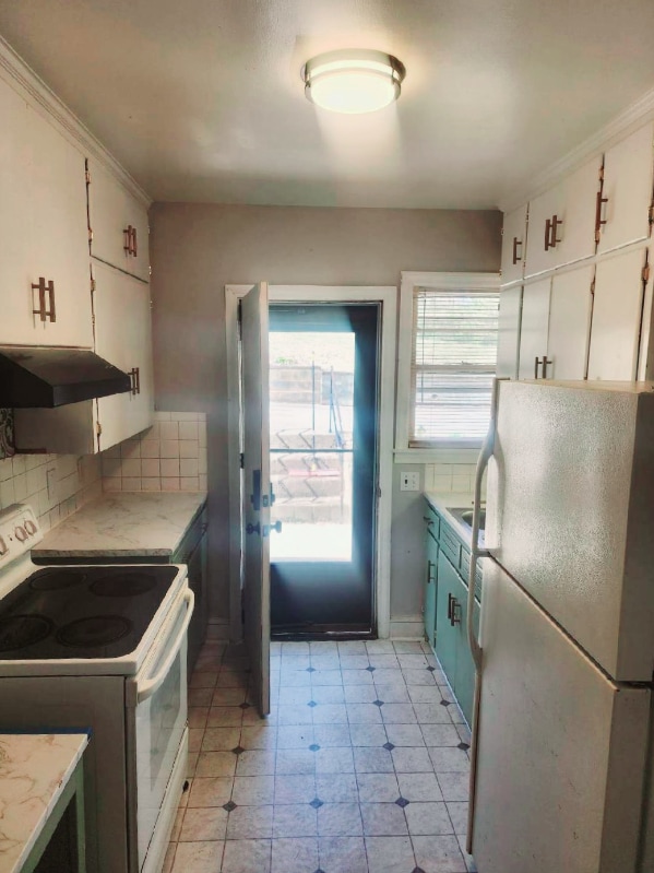 Photo - 1941 3rd St E