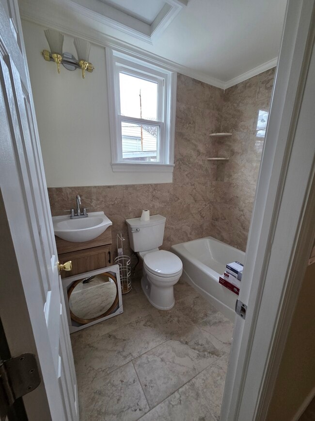 Photo - 141 Jackson Ave Unit 1