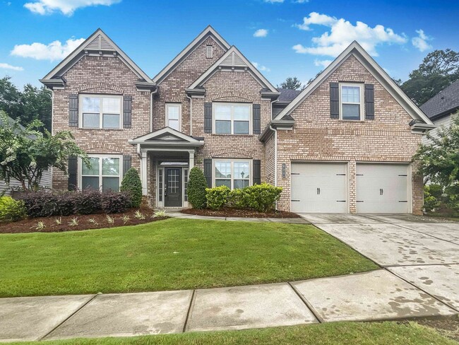 Huge 5BR / 4BA Home near Downtown Woodstock - Huge 5BR / 4BA Home near Downtown Woodstock