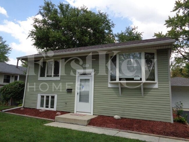 Photo - 451 E Mulberry Ct
