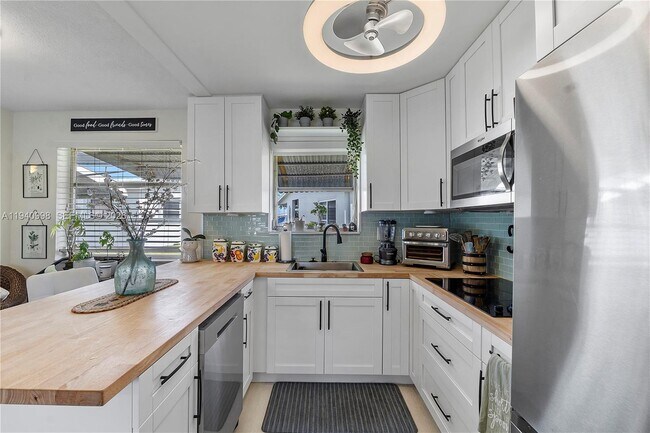 Photo - 3114 Byron Cir