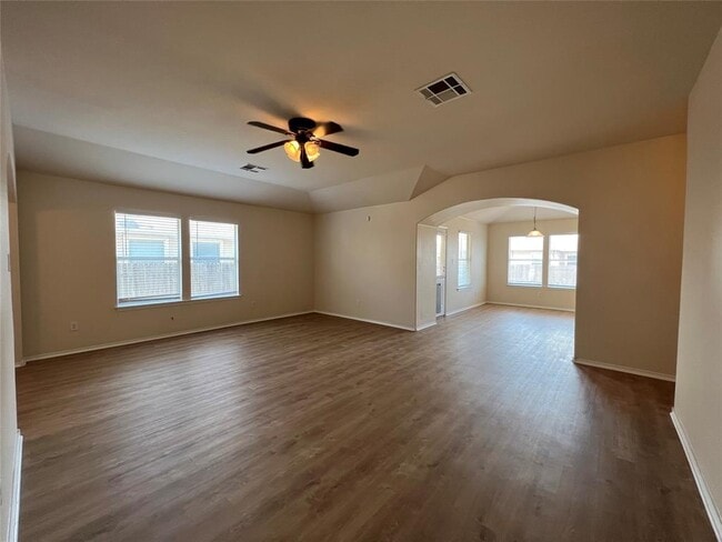 Photo - 1108 Reagan Wells Dr