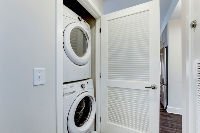 Full Size Front Loading Washers and Dryers All Apartments