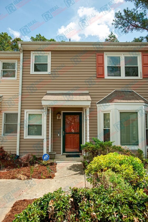 Photo - 521 Darby Glen Ln (Durham, NC)
