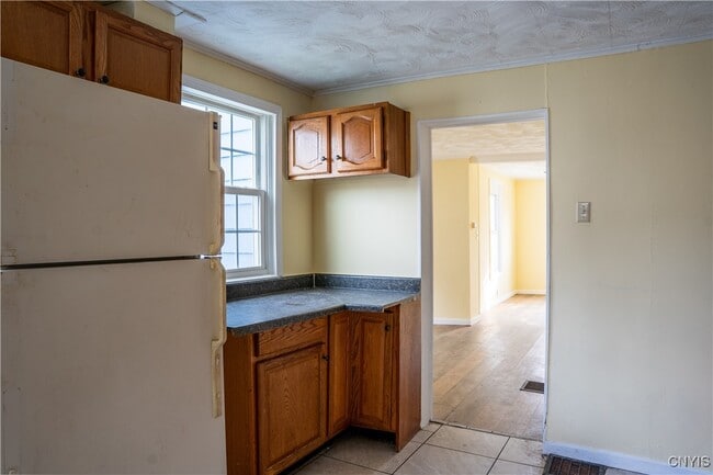Photo - 122 S Bellinger St