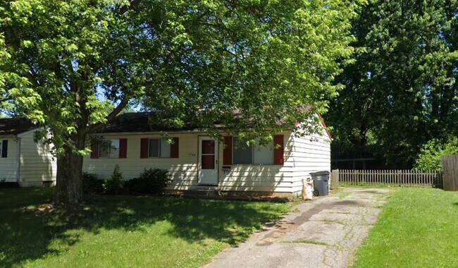 4944 Attica Dr  