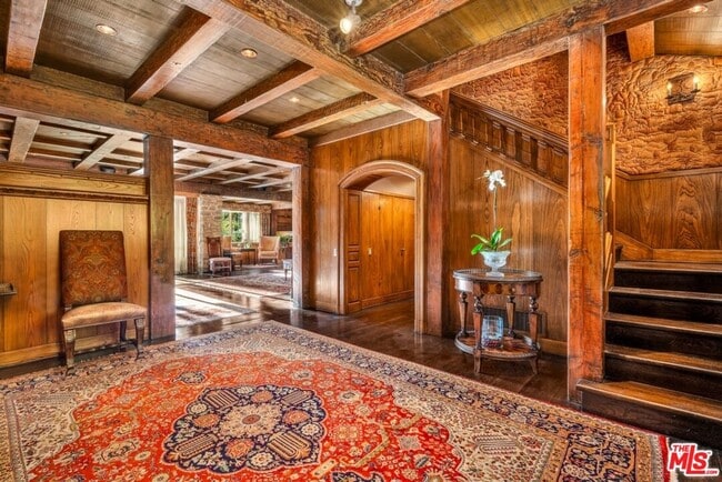 Photo - 829 Whittier Dr