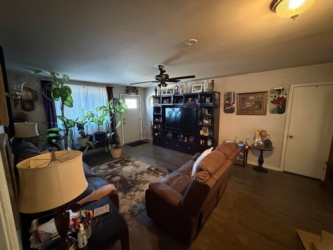 Photo - 3212 Barton Ave Unit Apt. B