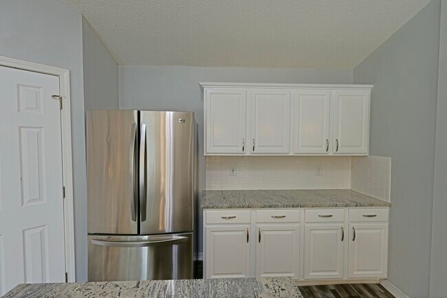 Photo - 2365 Ortega St