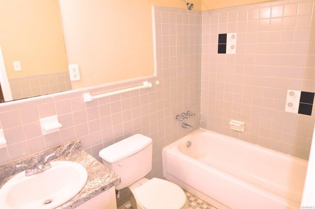 Photo - 2737 S Wallace Dr